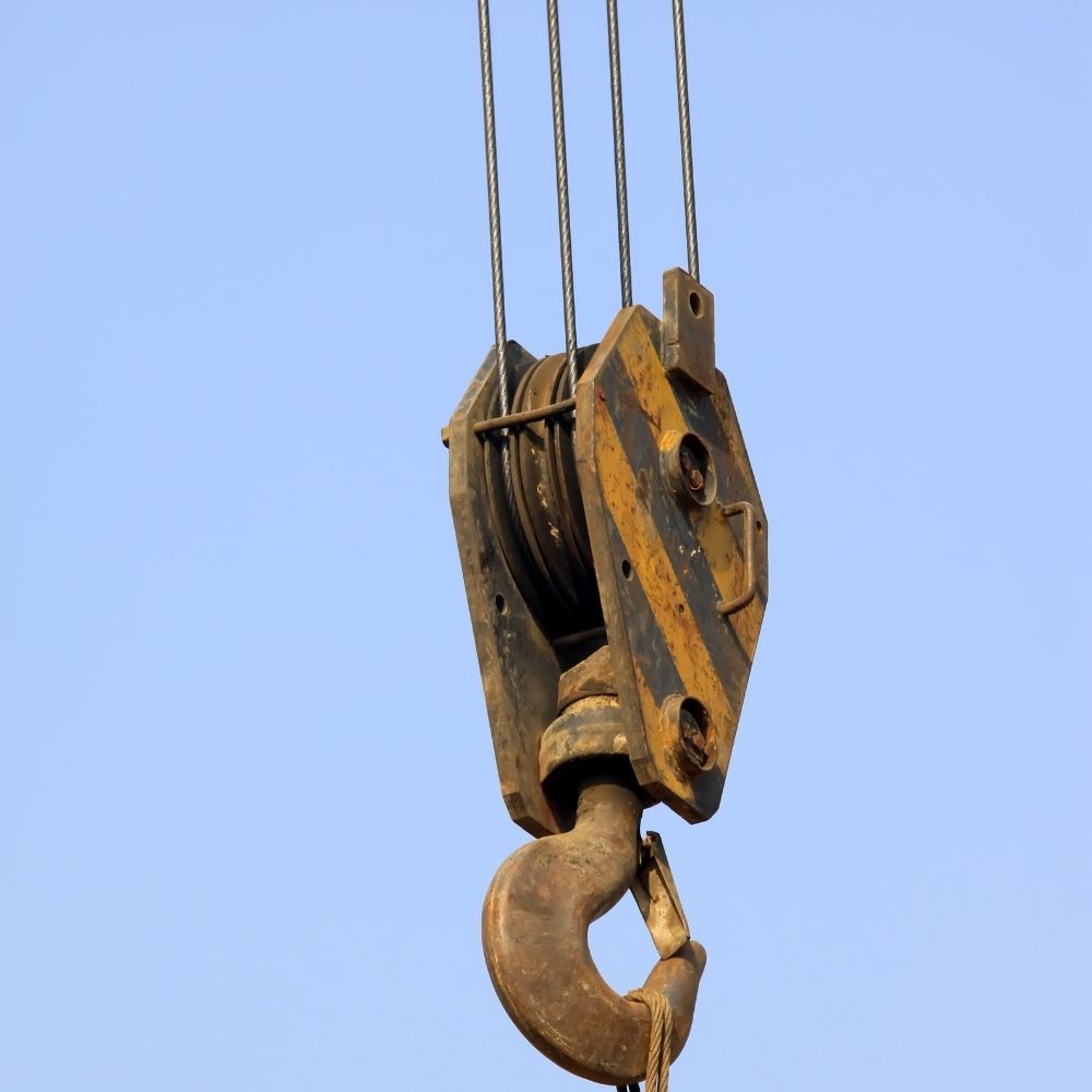 TEHLİKELİ VE ÇOK TEHLİKELİ İŞLERDE İŞARETÇİ VE SAPANCI EĞİTİMİ