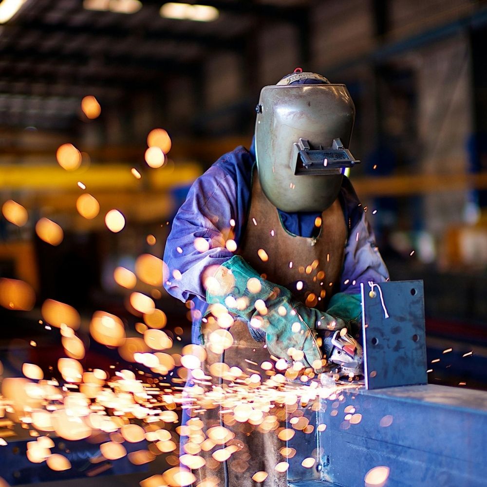 Tehli̇keli̇ Ve Çok Tehli̇keli̇ İşlerde Kaynakçi Eği̇ti̇mi̇ Uzmanlık Eğitimi