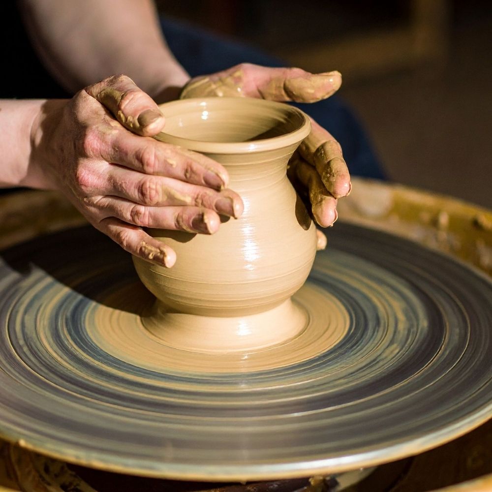 TEHLİKELİ VE ÇOK TEHLİKELİ İŞLERDE SERBEST SERAMİK ŞEKİLLENDİRME EĞİTİMİ