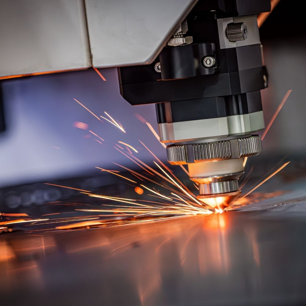 Tehli̇keli̇ Ve Çok Tehli̇keli̇ İşlerde Endüstri̇yel Kalipçi Eği̇ti̇mi̇ ve Profesyonel Gelişim